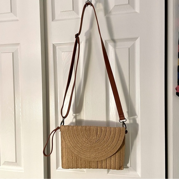 Natural Tan a.n.a. Woven Straw Purse Bag Clutch Convertible Strap - Picture 2 of 5